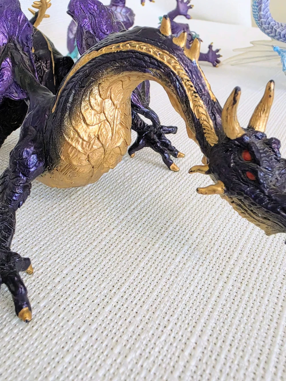 Safari Plastoy detailed dragon